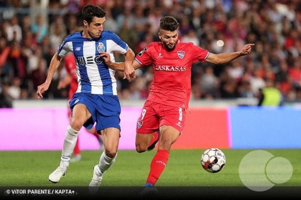 Jmg football player zakaria fennecs-naidji