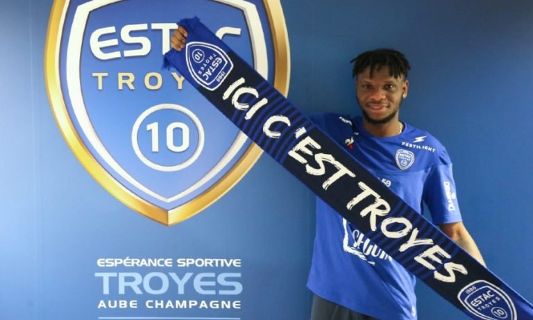 Rominigue-Kouame jmg academie du mali signe avec Troyes